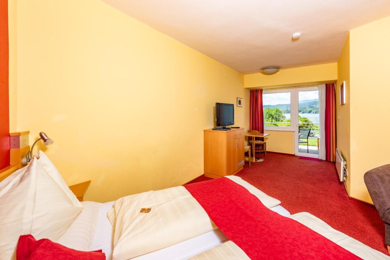 Strandhotel Schabus Фельден-ам-Вёртер-Зе Экстерьер фото