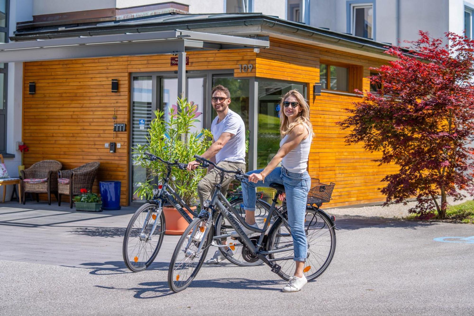 Strandhotel Schabus Фельден-ам-Вёртер-Зе Экстерьер фото